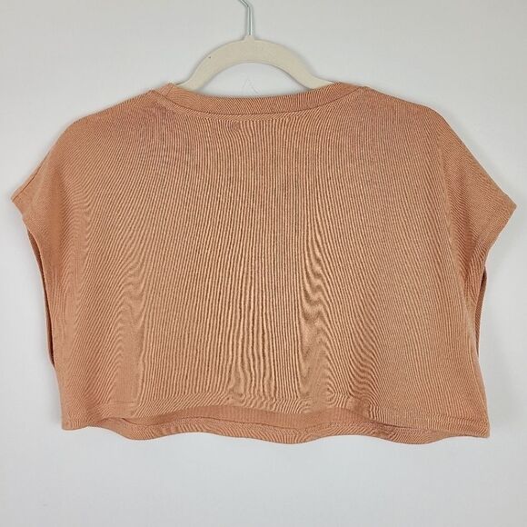 Revamped Tan Sleeveless Cropped Sweater Large - Picture 10 of 16